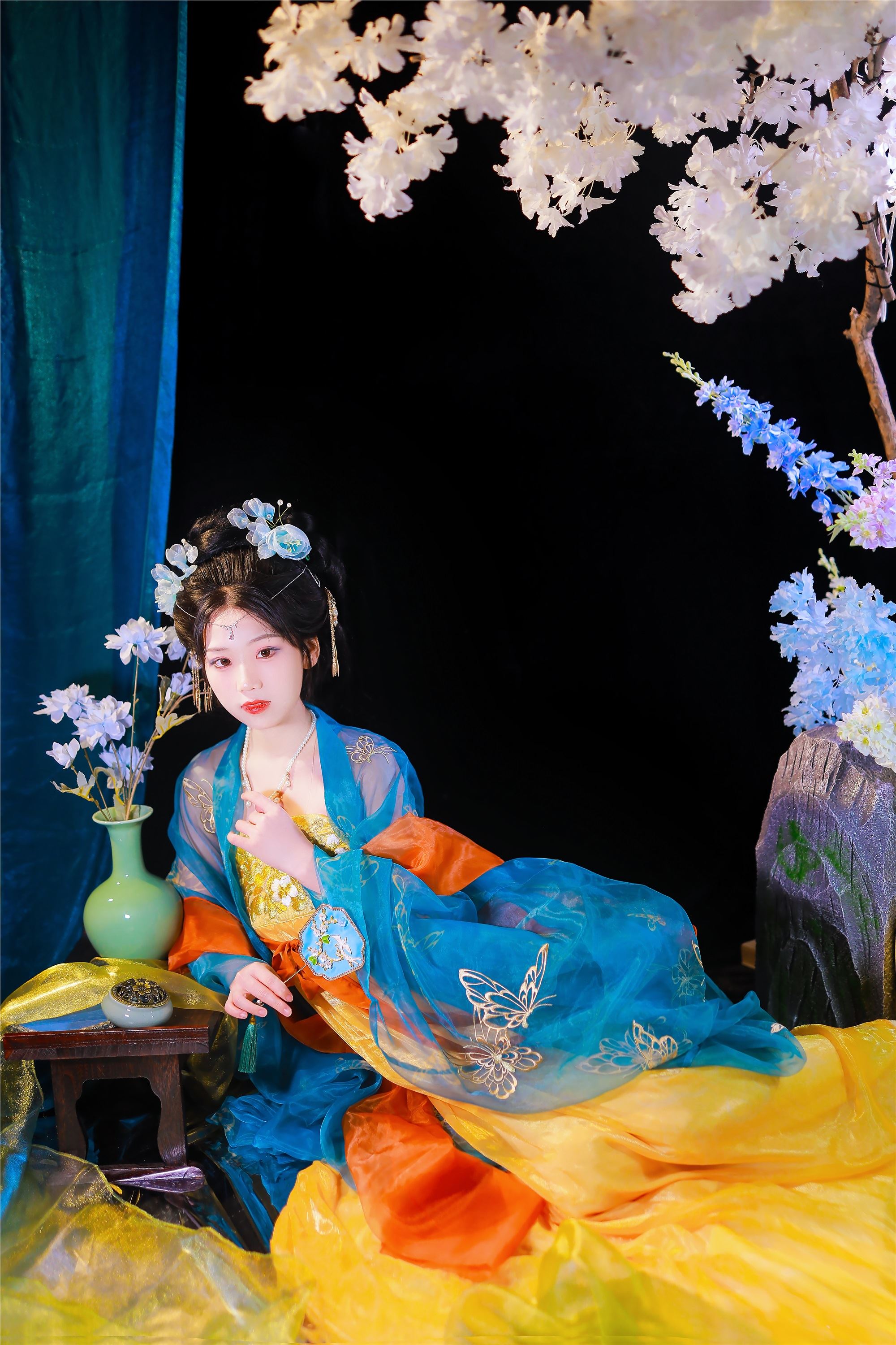 YITUYU艺图语 2025.01.28 虞美人 周周Ay